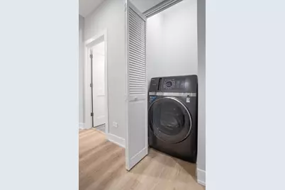 7501 N Eastlake Terrace #2, Chicago, IL 60626 - Photo 10