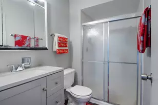 9445 Kenton Ave, Skokie, IL 60076 - Photo 18