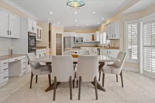 970 Waterside Ct, Aurora, IL 60502 - Photo 10