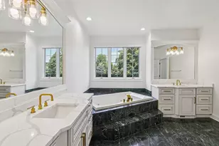 6605 Oakwood Manor Dr, Crystal Lake, IL 60012 - Photo 28