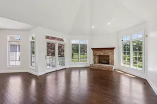 6605 Oakwood Manor Dr, Crystal Lake, IL 60012 - Photo 14