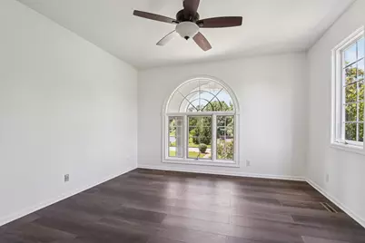 6605 Oakwood Manor Drive, Crystal Lake, IL 60012 - Photo 44