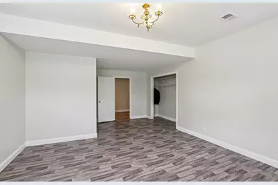 6605 Oakwood Manor Drive, Crystal Lake, IL 60012 - Photo 50