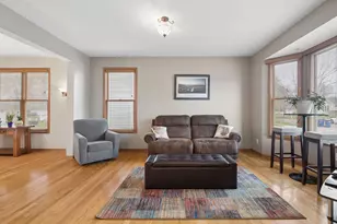 611 Prairie View Ln, Hinckley, IL 60520 - Photo 8
