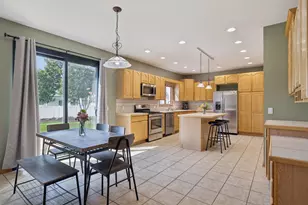 611 Prairie View Ln, Hinckley, IL 60520 - Photo 12