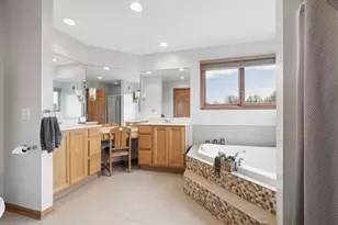 611 Prairie View Ln, Hinckley, IL 60520 - Photo 22