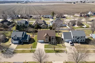 611 Prairie View Ln, Hinckley, IL 60520 - Photo 38