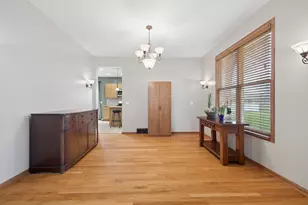 611 Prairie View Ln, Hinckley, IL 60520 - Photo 10