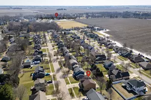 611 Prairie View Ln, Hinckley, IL 60520 - Photo 40