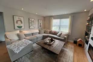 443 N Lake Shore Dr, Palatine, IL 60067 - Photo 4