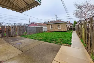 4941 S Kolin Ave, Chicago, IL 60632 - Photo 14