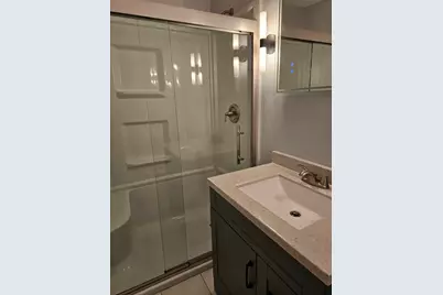 922 Old Willow Road #208, Prospect Heights, IL 60070 - Photo 12