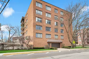 1389 Perry St, Des Plaines, IL 60016 - Photo 2