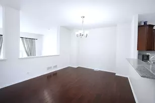 462 Grosvenor Ln, Aurora, IL 60504 - Photo 10