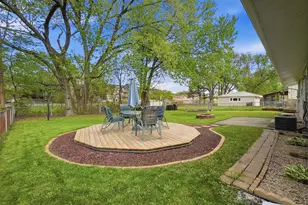 18847 Greenbay Ave, Lansing, IL 60438 - Photo 16