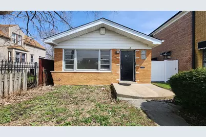 9061 S Parnell Avenue, Chicago, IL 60620 - Photo 1