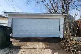 9061 S Parnell Ave, Chicago, IL 60620 - Photo 34