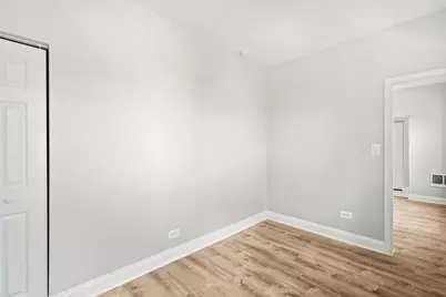 4520 N Clarendon Avenue #708, Chicago, IL 60640 - Photo 8