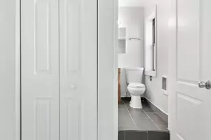 4520 N Clarendon Ave, Chicago, IL 60640 - Photo 10