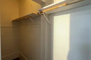 212 E Calhoun St, Woodstock, IL 60098 - Photo 10