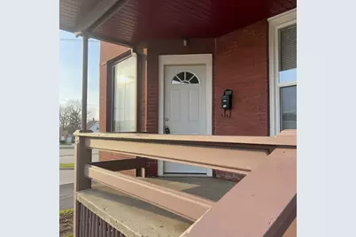 212 E Calhoun Street #1E, Woodstock, IL 60098 - Photo 2