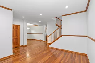 3311 Lafayette St, Elgin, IL 60123 - Photo 6