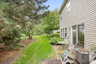 452 Jamestown Ct, Aurora, IL 60502 - Photo 24