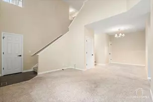 452 Jamestown Ct, Aurora, IL 60502 - Photo 8