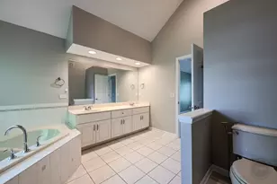 634 Brooklyn Dr, Aurora, IL 60502 - Photo 26