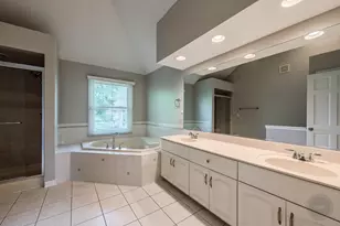 634 Brooklyn Dr, Aurora, IL 60502 - Photo 24