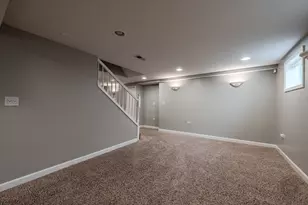 634 Brooklyn Dr, Aurora, IL 60502 - Photo 36