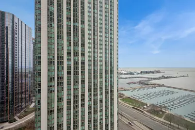 155 N Harbor Drive #2205, Chicago, IL 60601 - Photo 10