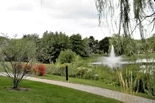 690 E Algonquin Rd, Schaumburg, IL 60173 - Photo 24