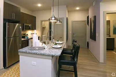 690 E Algonquin Road #3306, Schaumburg, IL 60173 - Photo 6