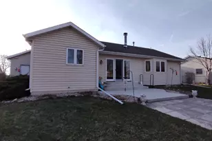 503 Royal Ave, Belvidere, IL 61008 - Photo 4