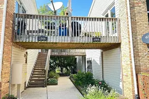 1964 Kenilworth Cir, Hoffman Estates, IL 60169 - Photo 1