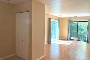 1964 Kenilworth Cir, Hoffman Estates, IL 60169 - Photo 4