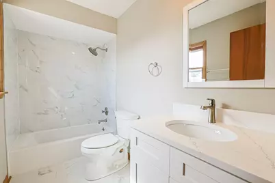 [Address not provided], Skokie, IL 60076 - Photo 10