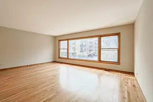 [Address not provided], Skokie, IL 60076 - Photo 4