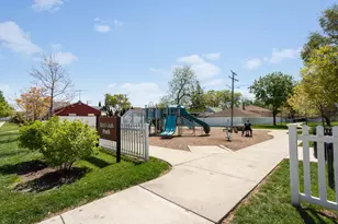 8630 45th St, Lyons, IL 60534 - Photo 16