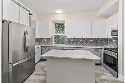 1345 N Maplewood Avenue #1, Chicago, IL 60622 - Photo 2