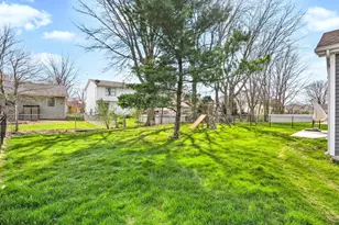 2812 Steppe Ln, Bloomington, IL 61705 - Photo 24