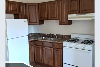 2600 N Kimball Avenue #303, Chicago, IL 60647 - Photo 4