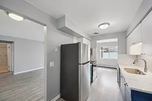 2515 E Olive St, Arlington Heights, IL 60004 - Photo 12