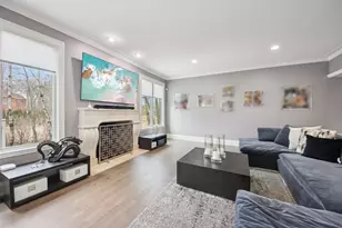 988 Danielson Ct, Gurnee, IL 60031 - Photo 20