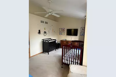 19 Windsor Circle #B, South Elgin, IL 60177 - Photo 16