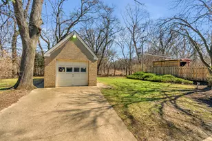 1039 Forest Hill St, Calumet City, IL 60409 - Photo 4