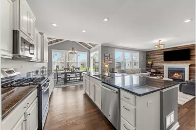 3306 Rumsford Boulevard, Elgin, IL 60124 - Photo 10