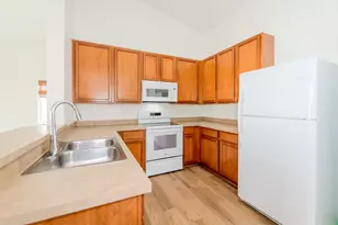 154 Bertram Dr, Yorkville, IL 60560 - Photo 8