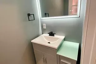 7042 S Eberhart Ave, Chicago, IL 60637 - Photo 28